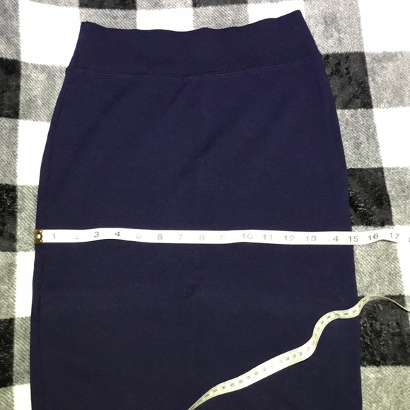 Navy Blue Pencil Skirt - Picture 4 of 7
